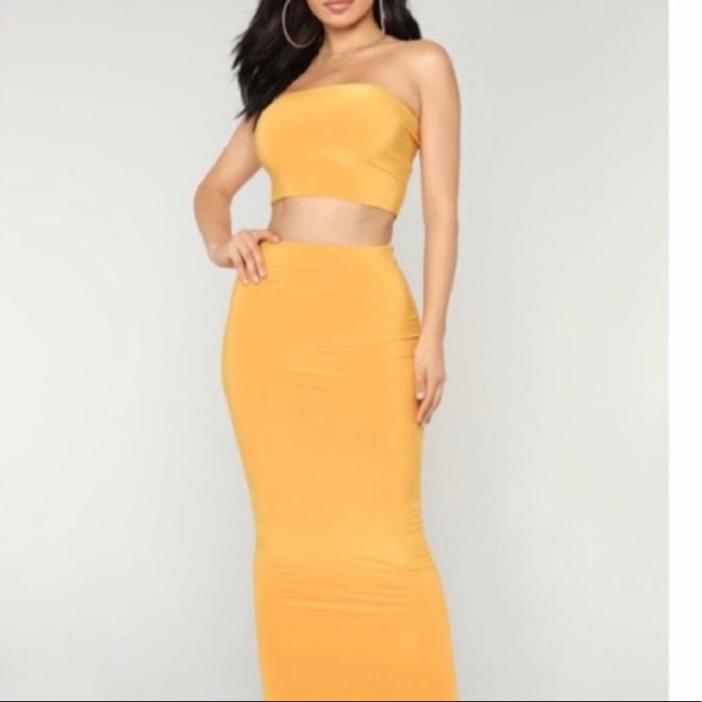 Two piece set